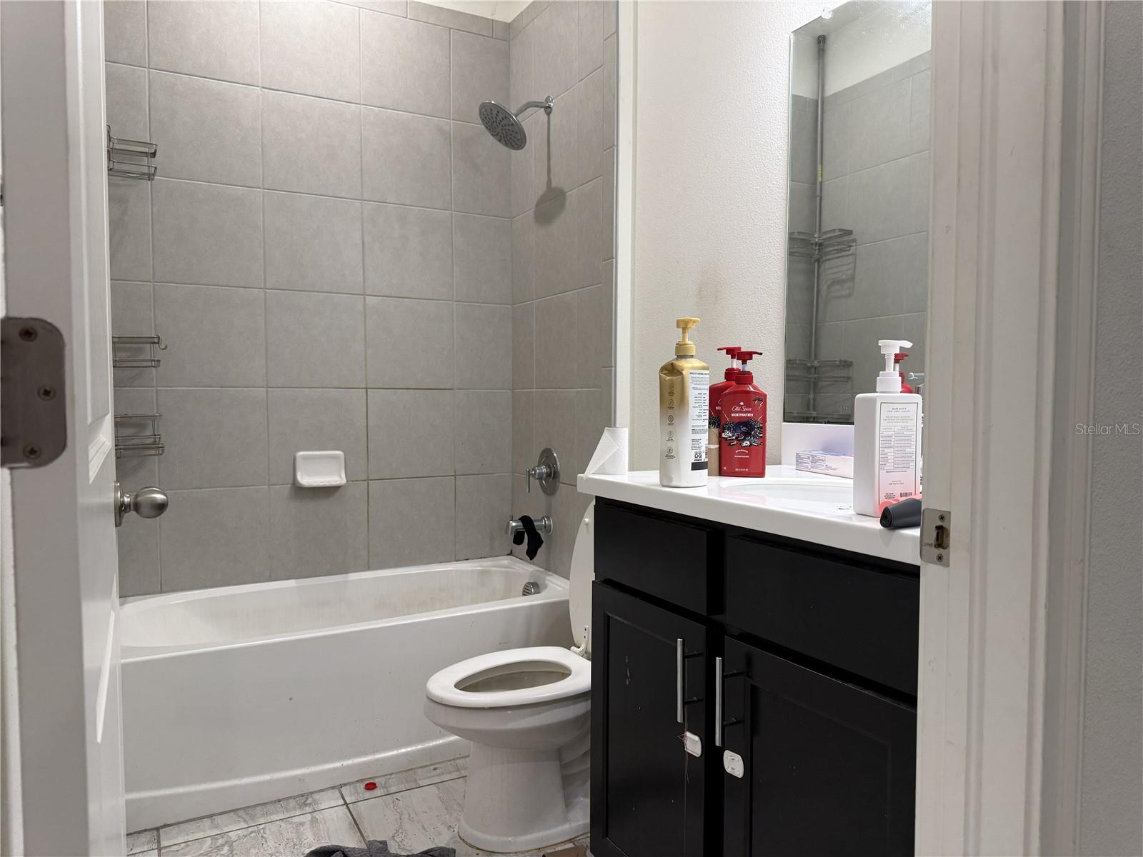 O6383928 Property Photo 31