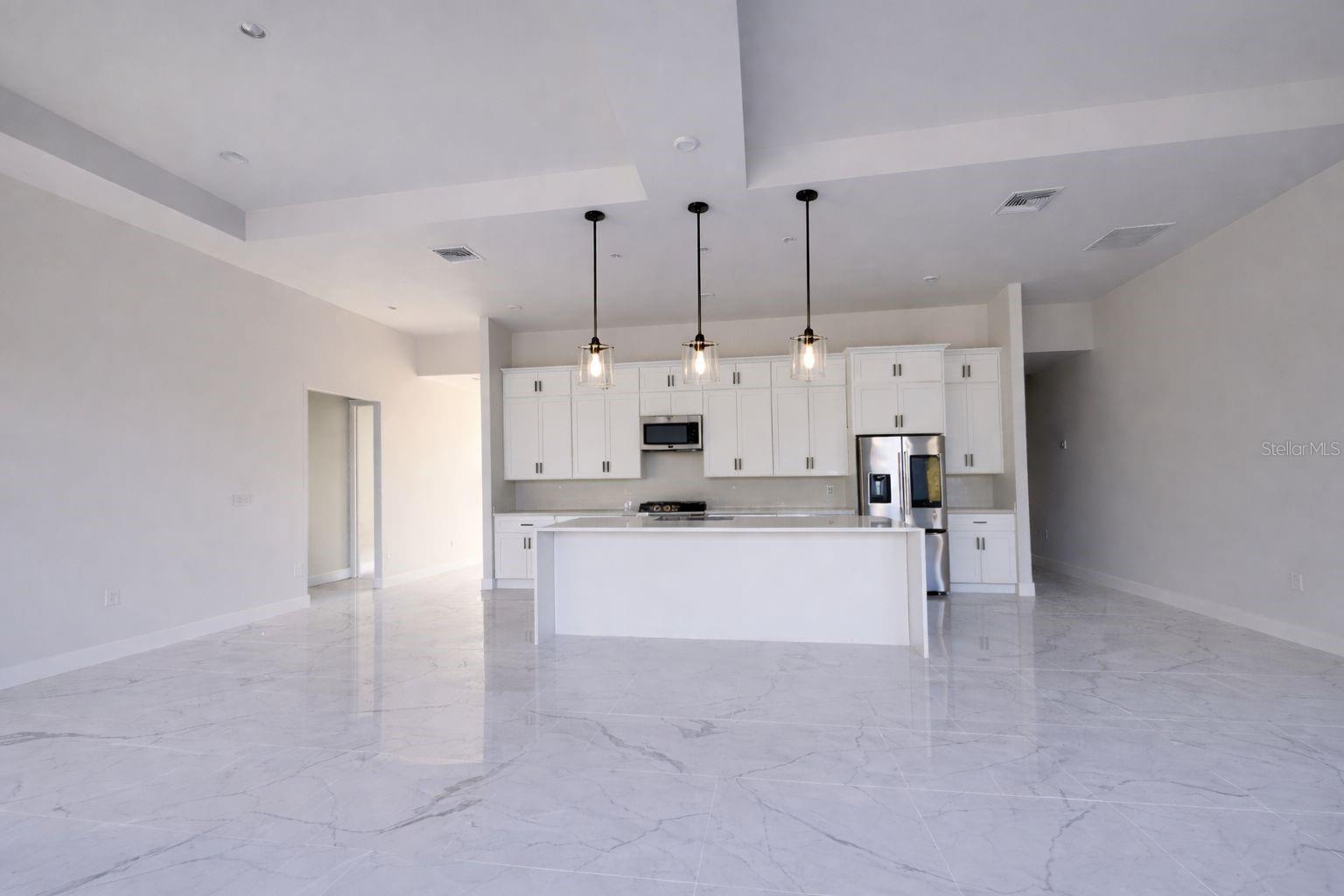 9477 Attica Cir Property Photo 4