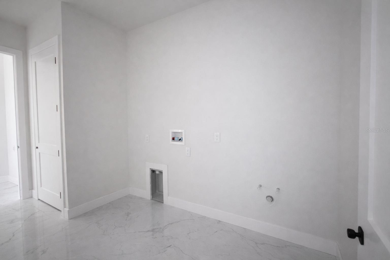 9477 Attica Cir Property Photo 23