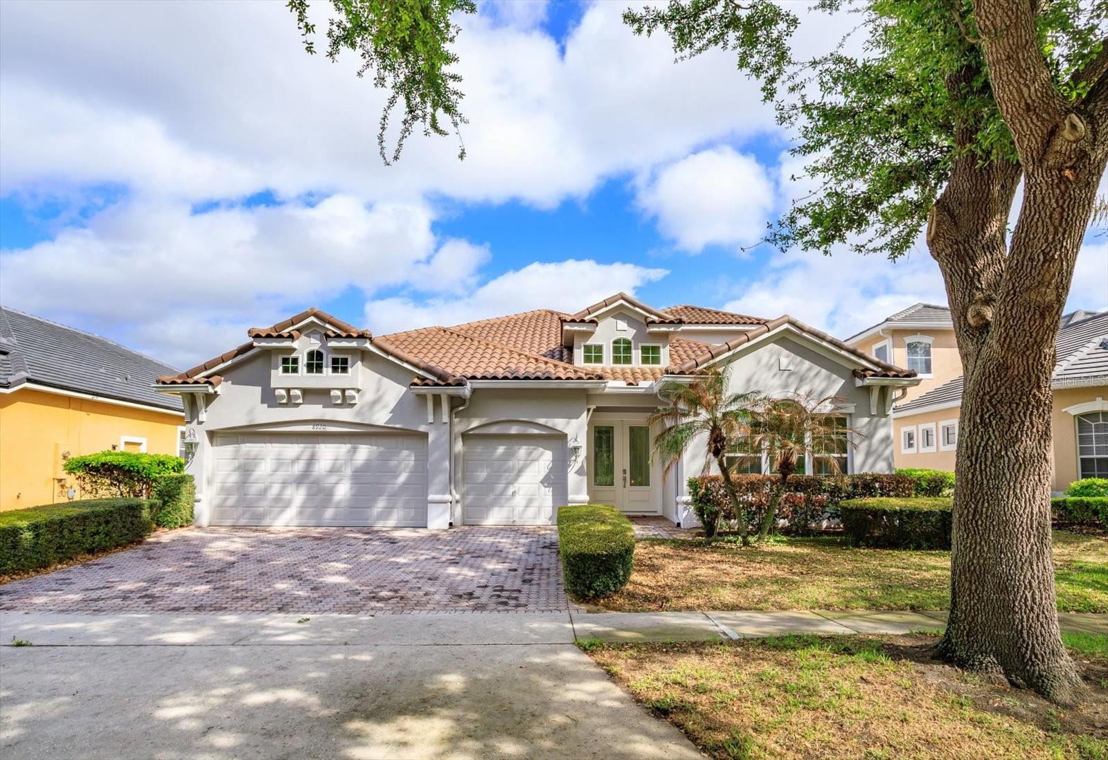 8920 Via Bella Notte Property Photo 1