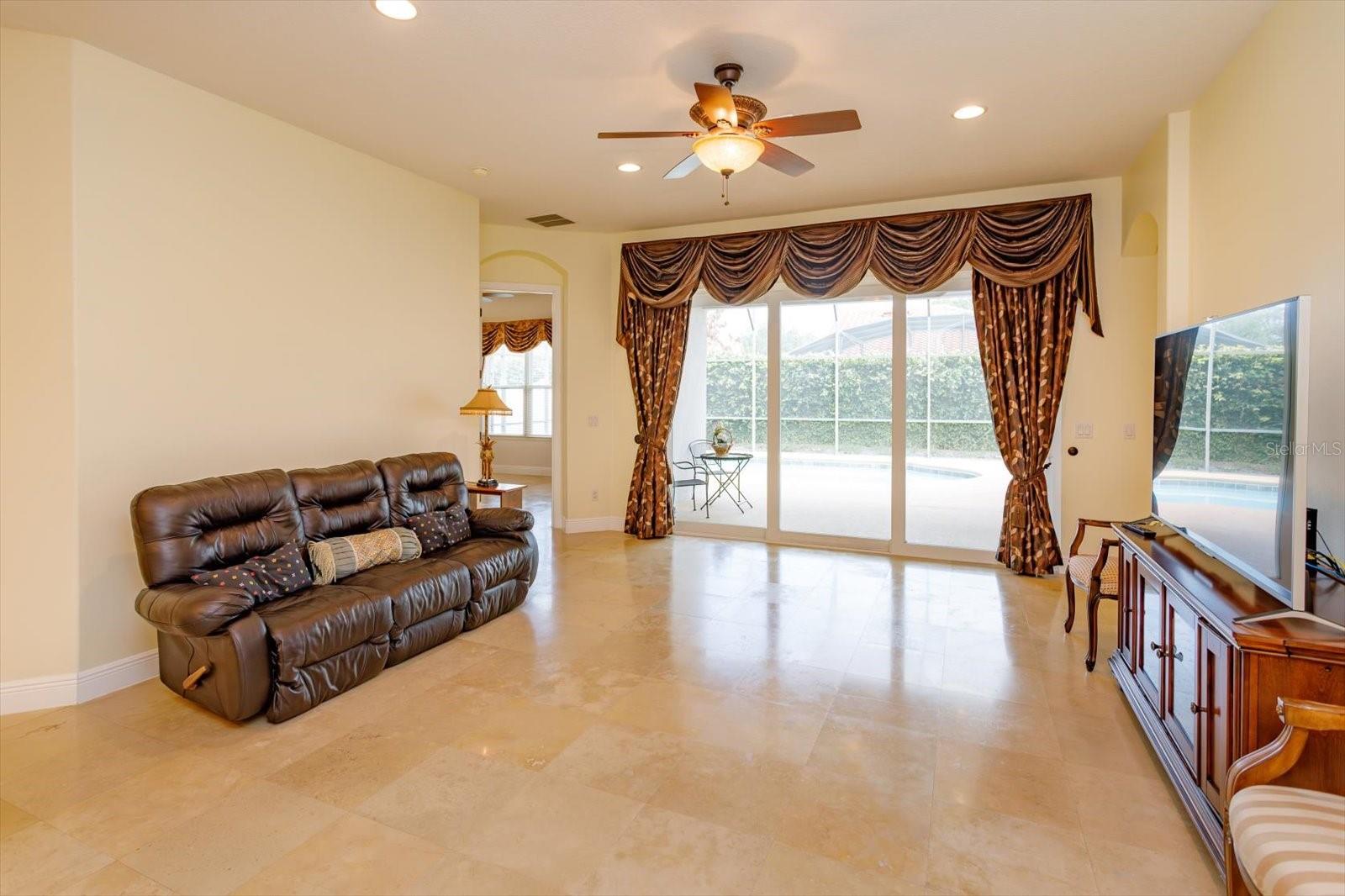 8920 Via Bella Notte Property Photo 11