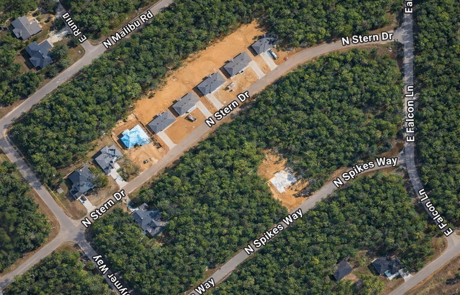 60 E Falcon St Property Photo 1