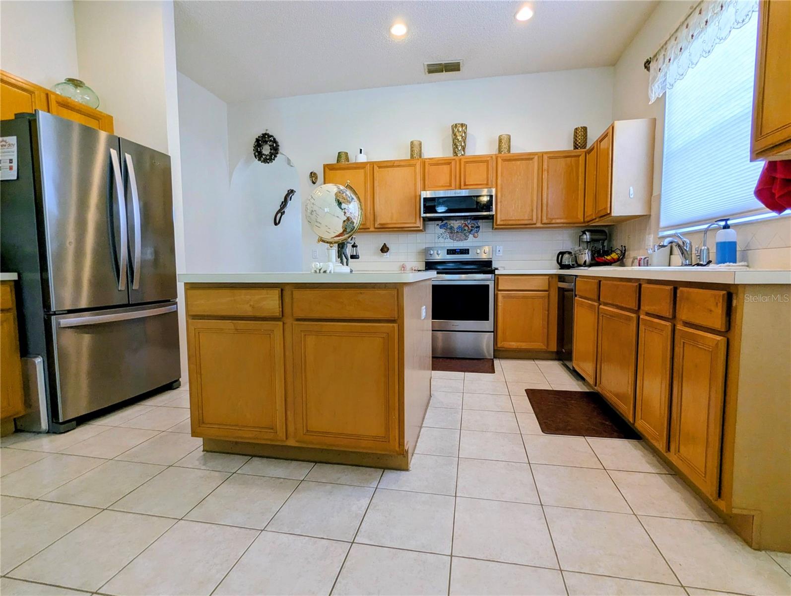 12702 Enclave Dr Property Photo 10