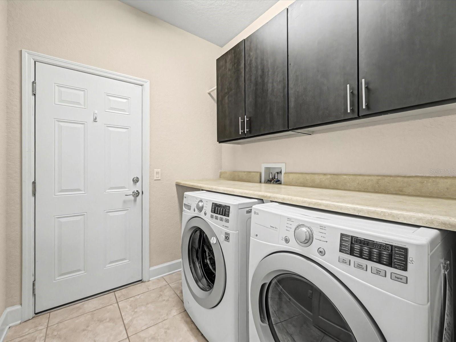1405 Lisbon Ct Property Photo 24