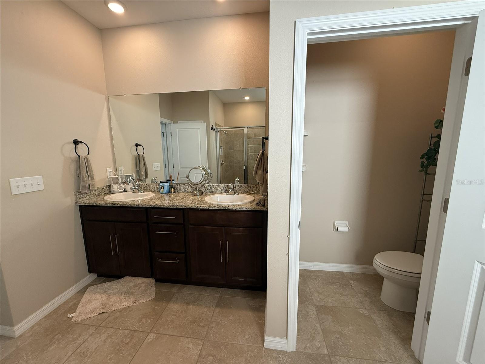 16418 Woodside Gln Property Photo 18