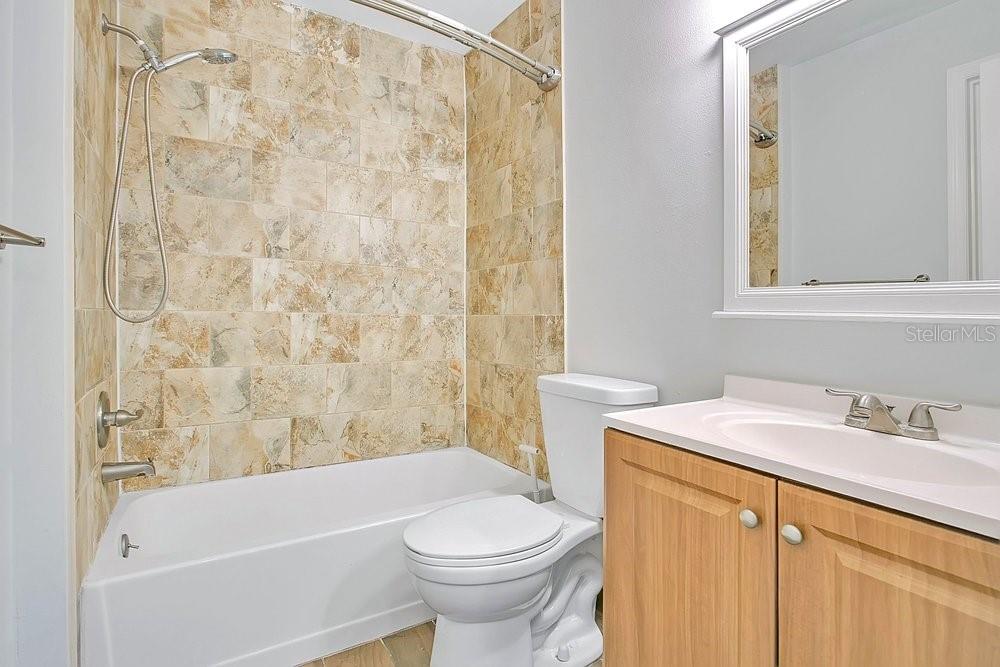 9513 Darien Ave #9513 Property Photo 12