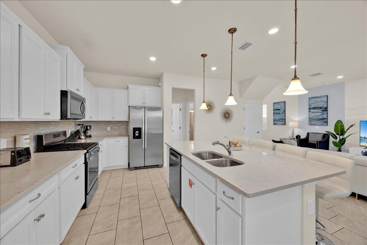 7387 Oakmoss Loop Property Photo 14