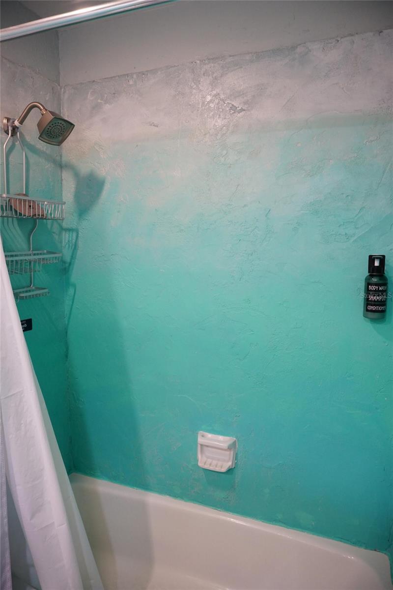 2504 Avenue B Property Photo 12