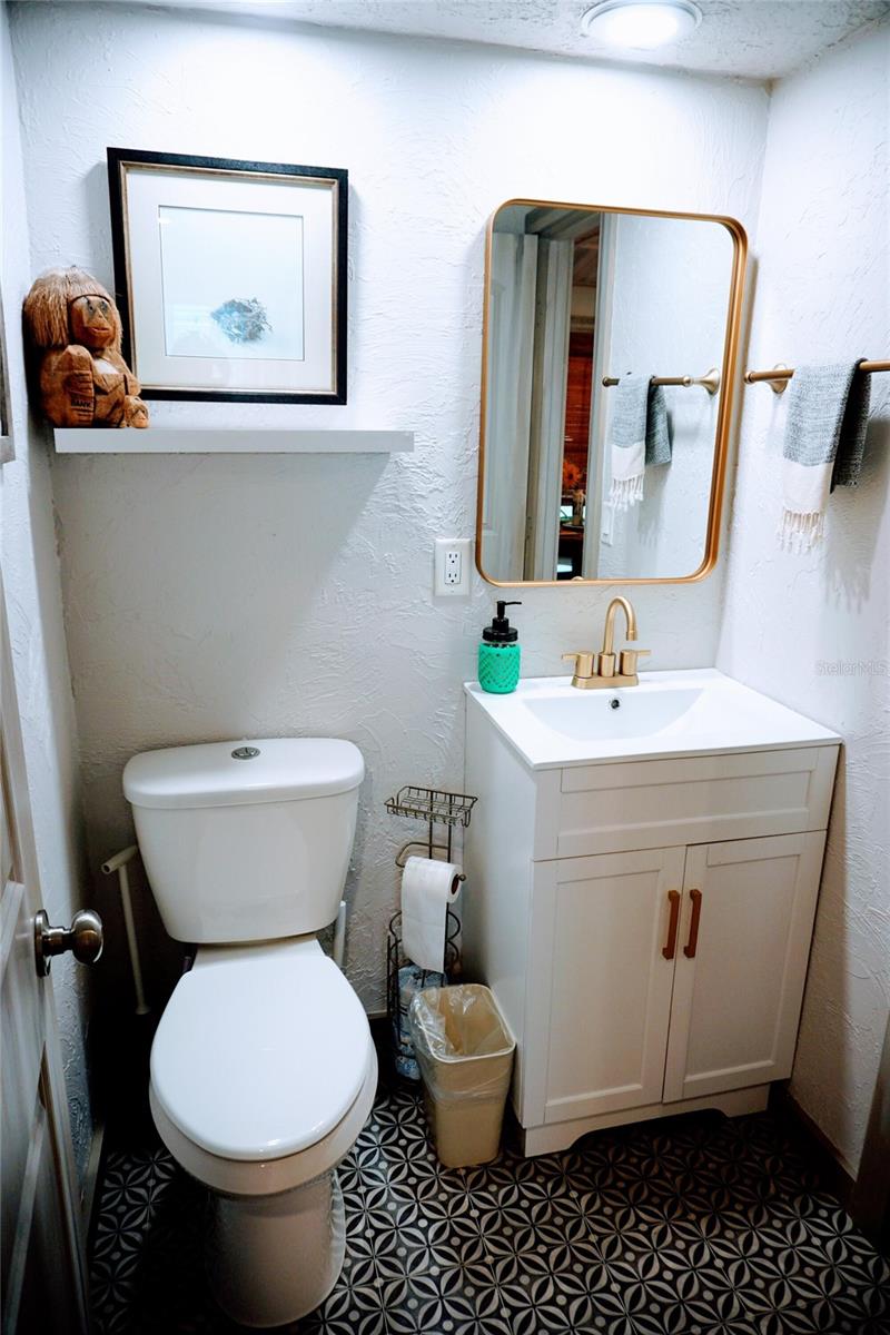 2504 Avenue B Property Photo 36