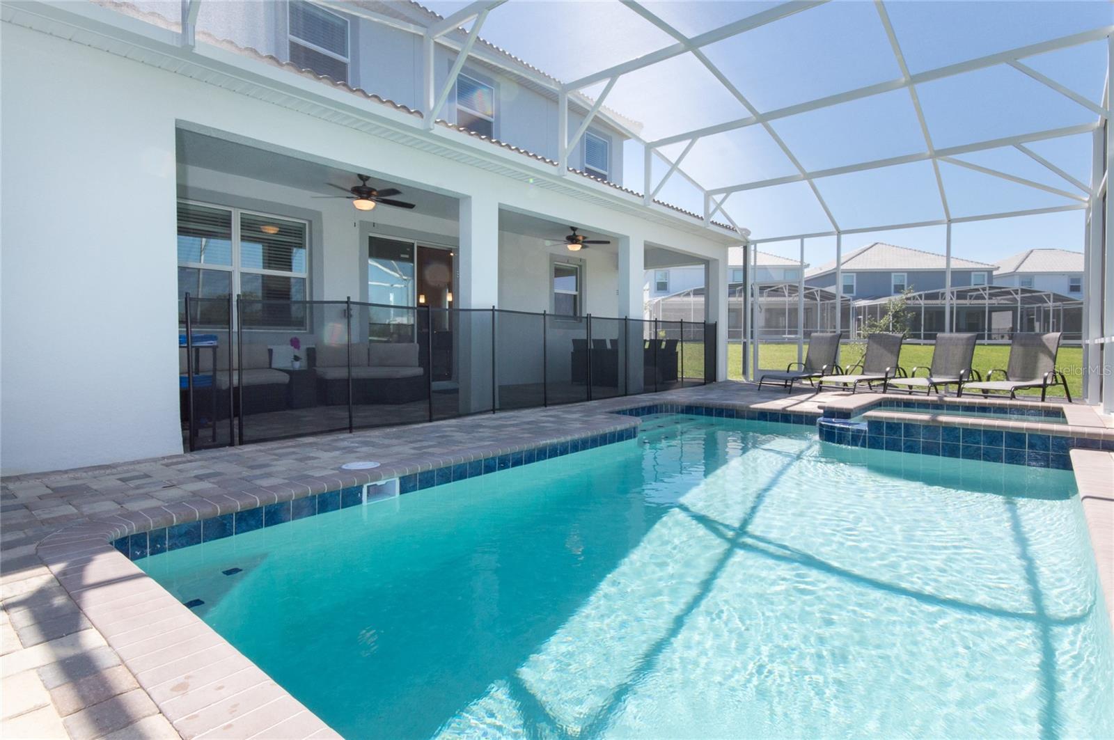 8847 Interlocking Ct Property Photo 2