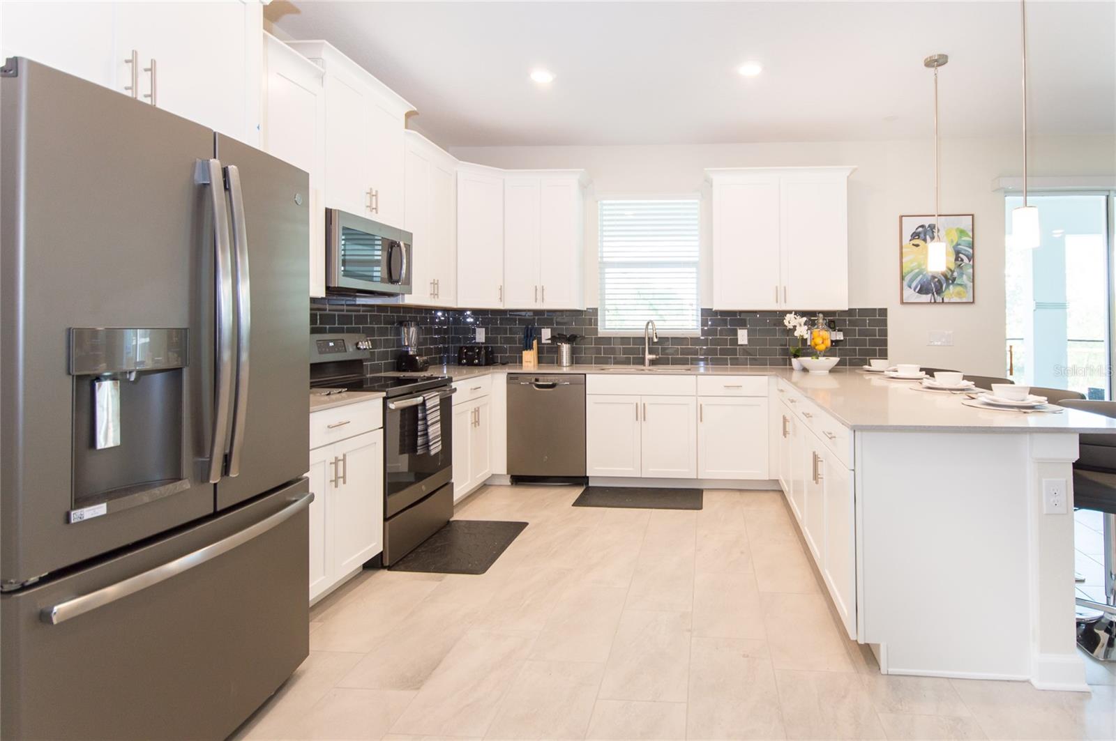 8847 Interlocking Ct Property Photo 4