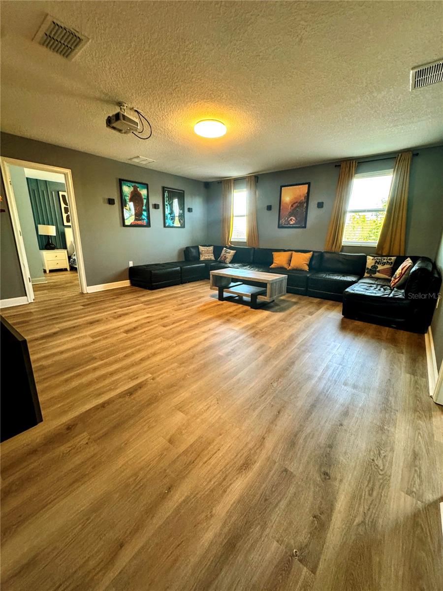 8847 Interlocking Ct Property Photo 13