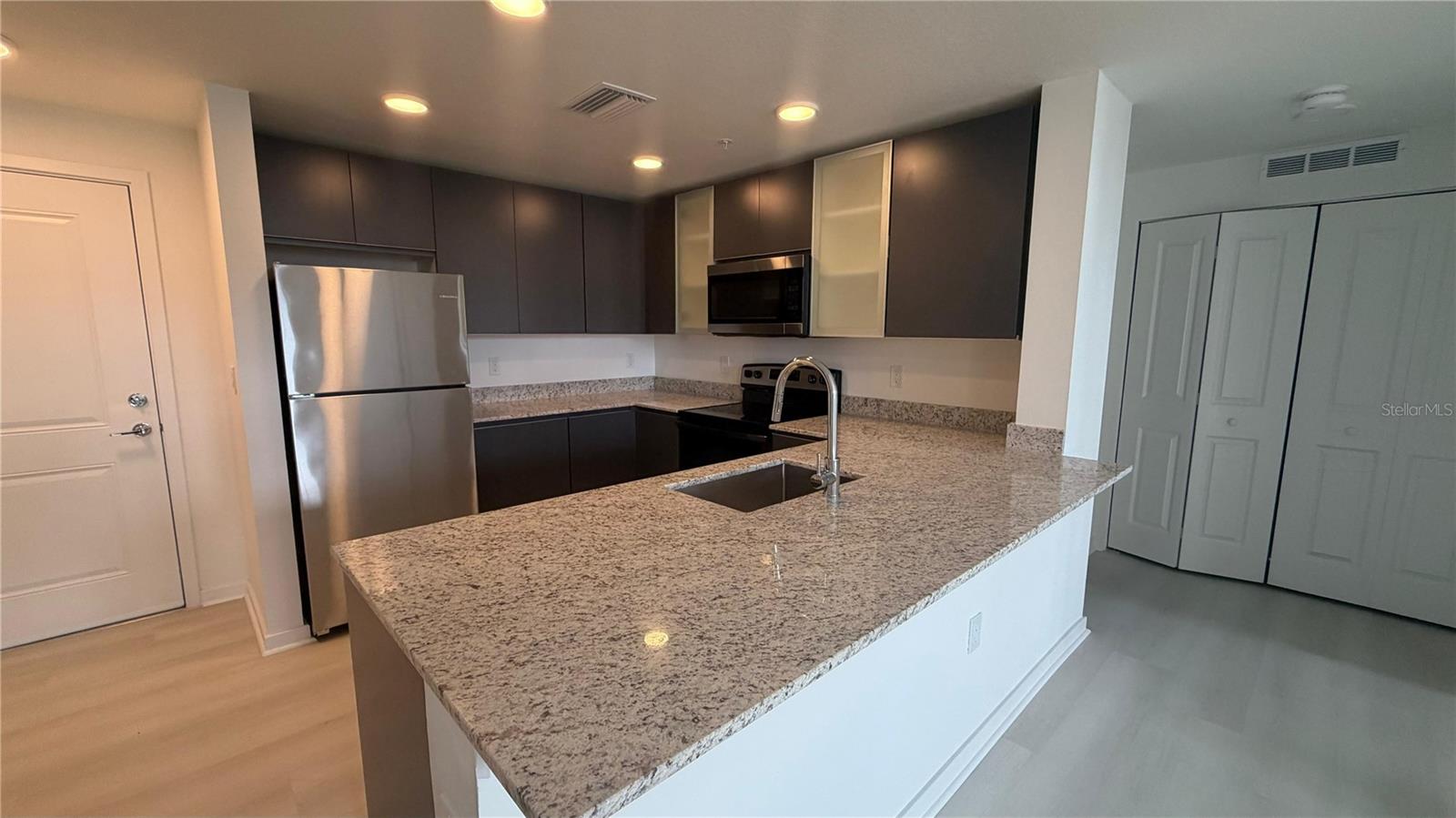 5587 Millenia Blvd #213 Property Photo 6