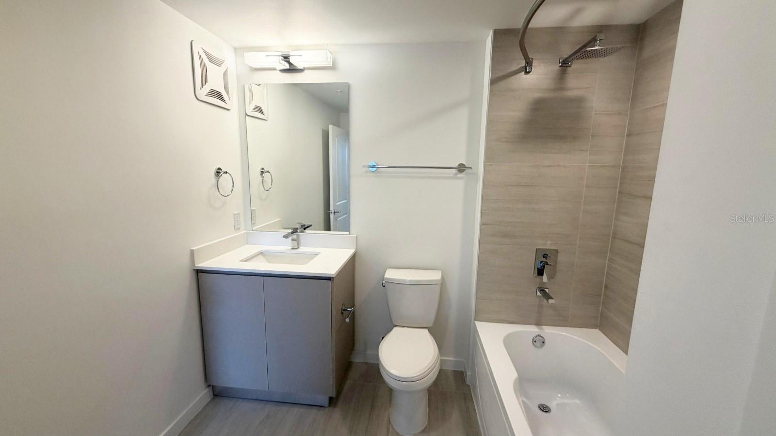 5587 Millenia Blvd #213 Property Photo 28