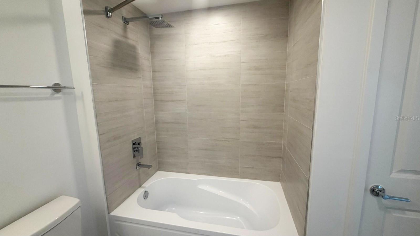 5587 Millenia Blvd #213 Property Photo 31