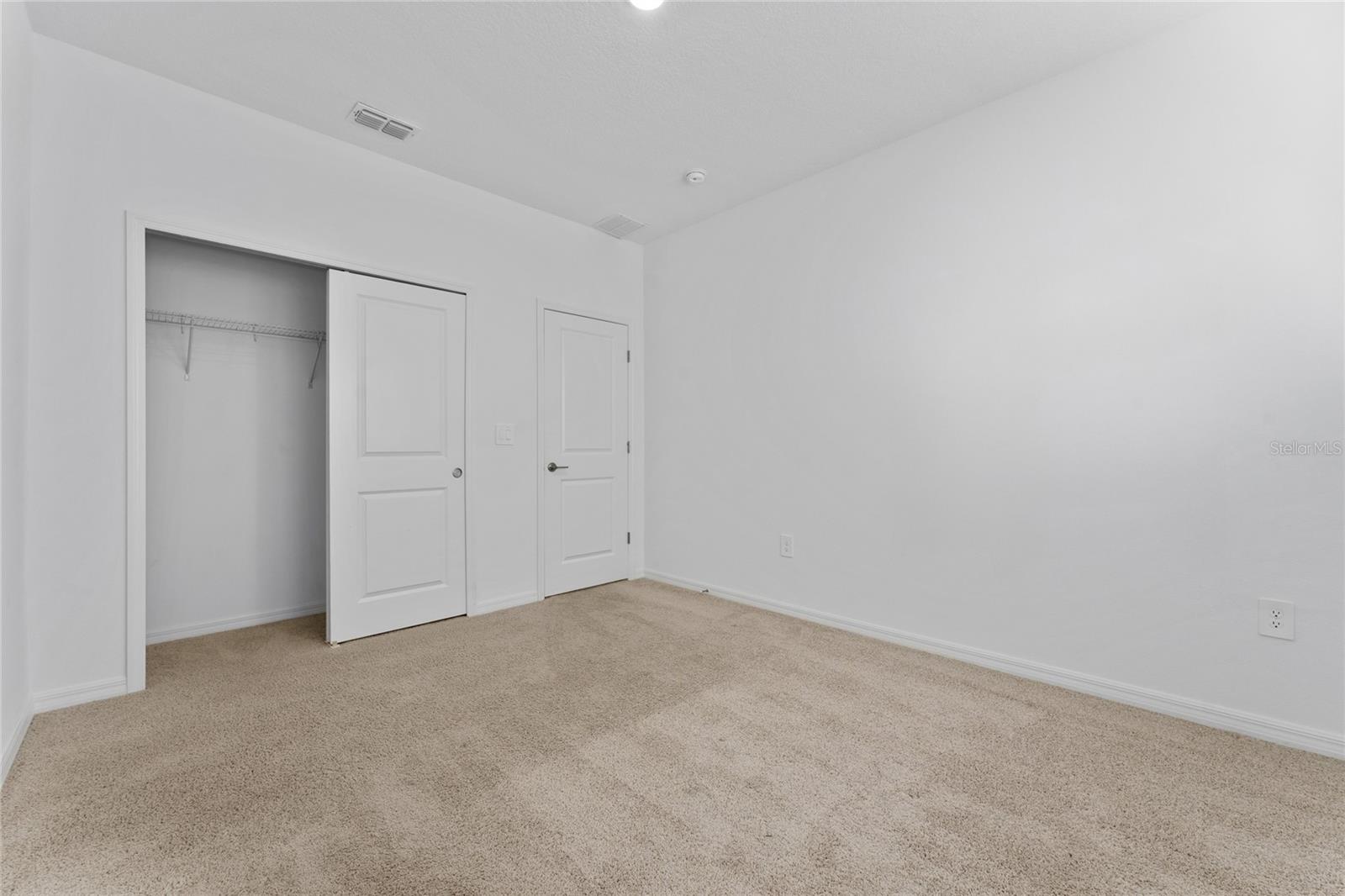2834 High Pointe St Property Photo 25