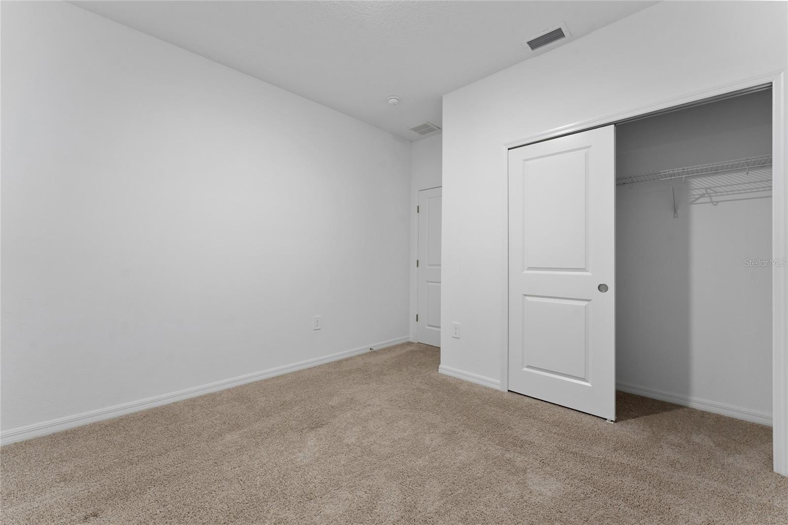 2834 High Pointe St Property Photo 27