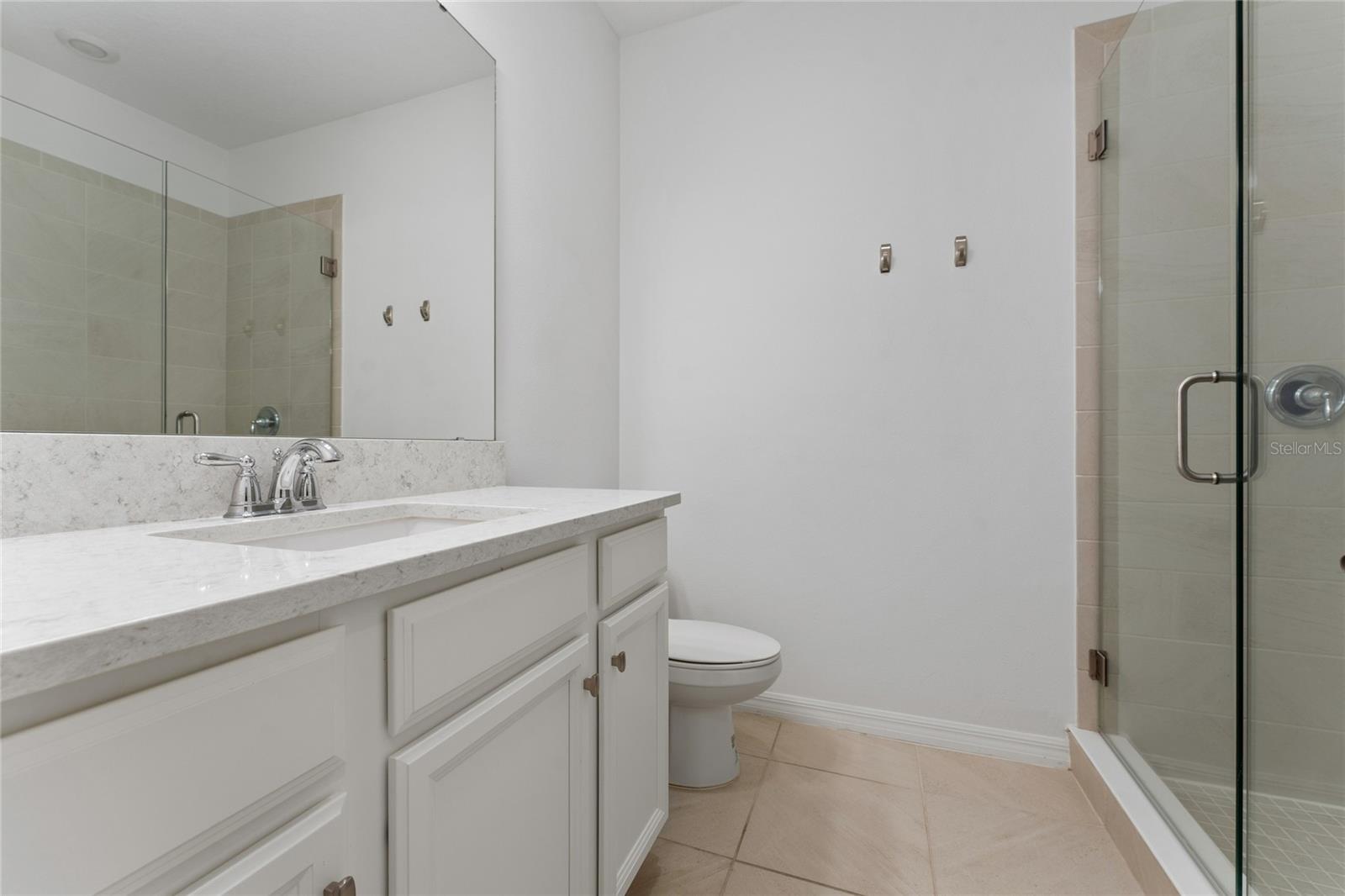 2834 High Pointe St Property Photo 28