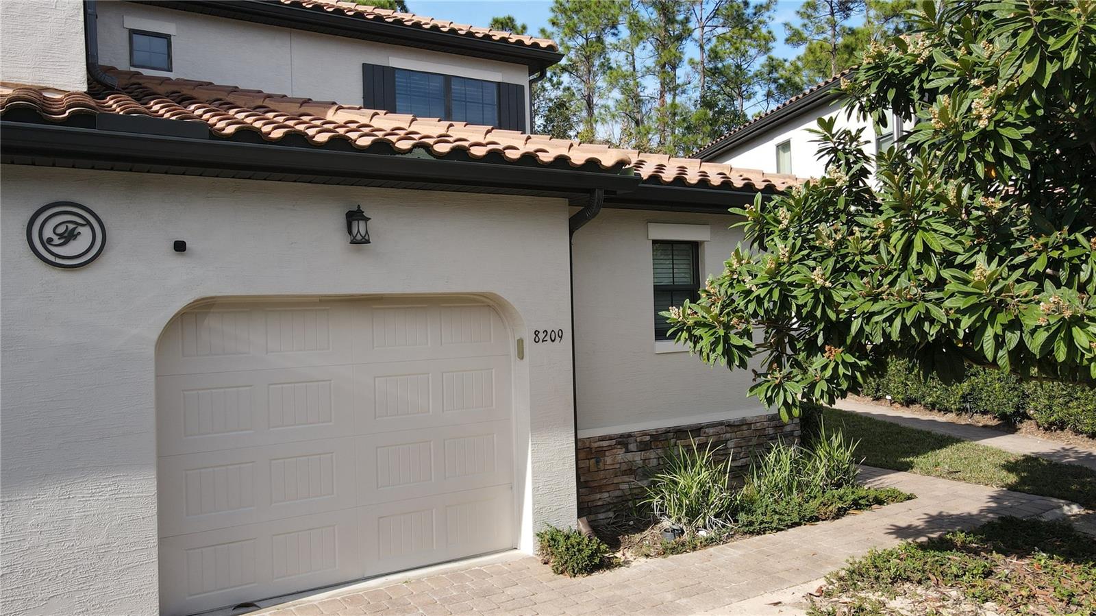 8209 Roseville Rd Property Photo 1