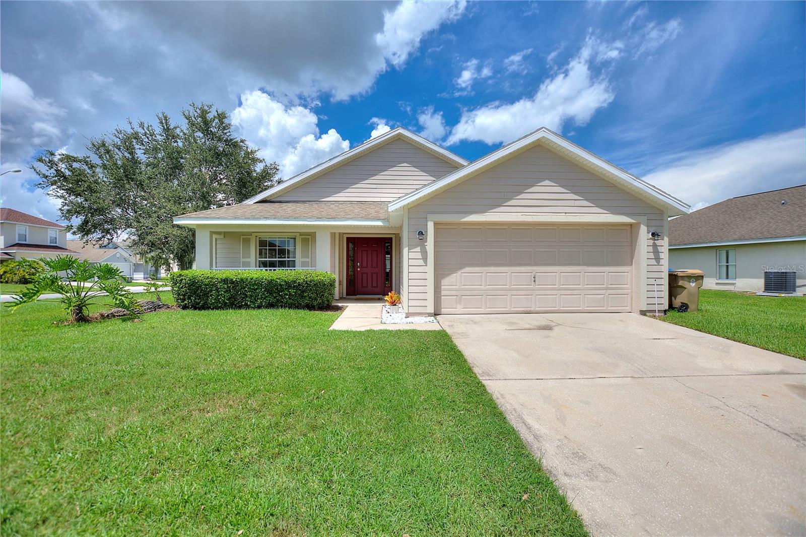 2705 Prestwick Ln Property Photo 1