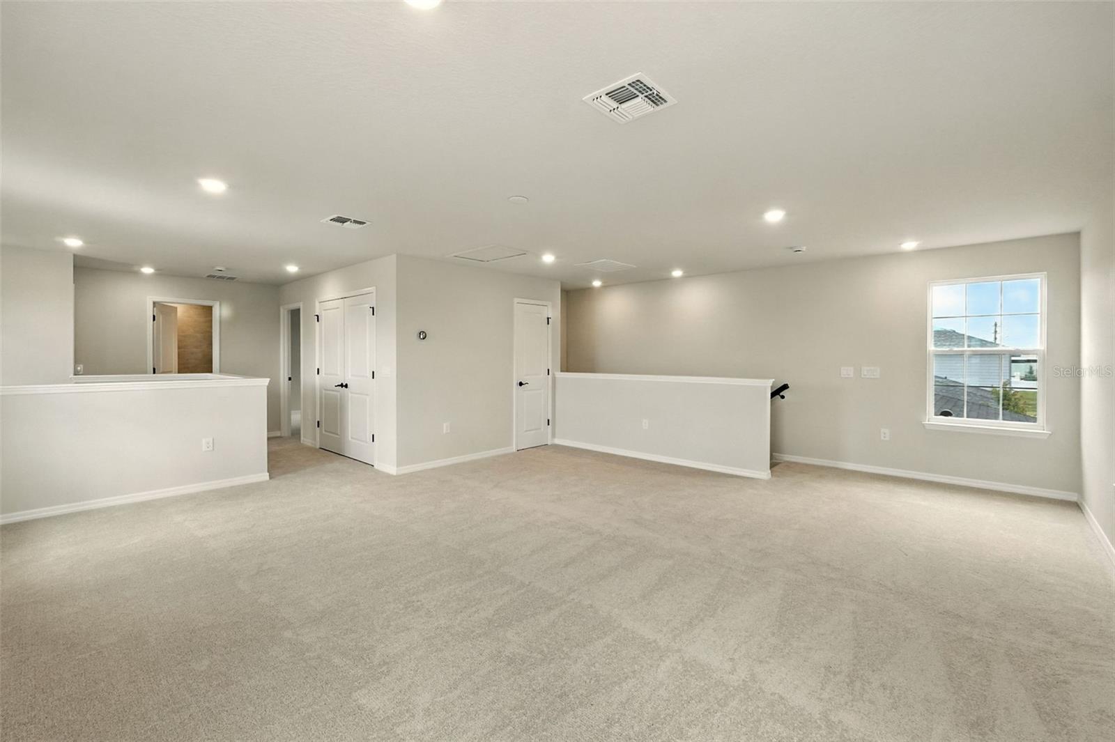 276 Summer Pine St Property Photo 15