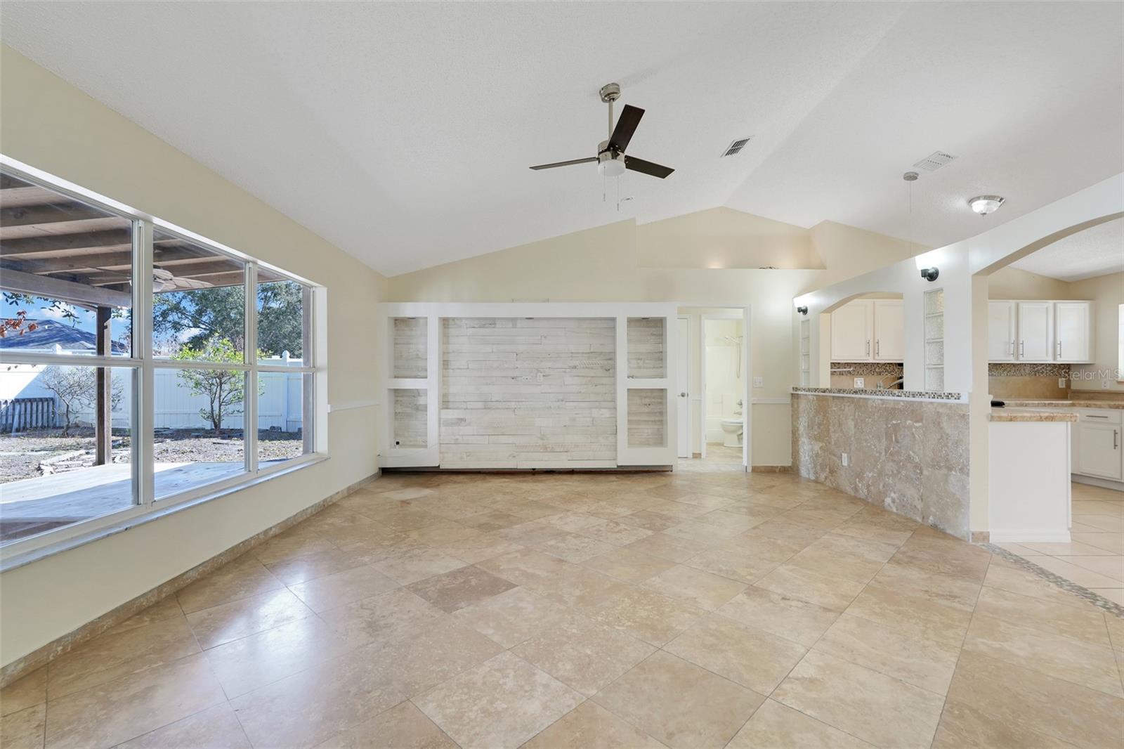 617 Parakeet Ct Property Photo 4