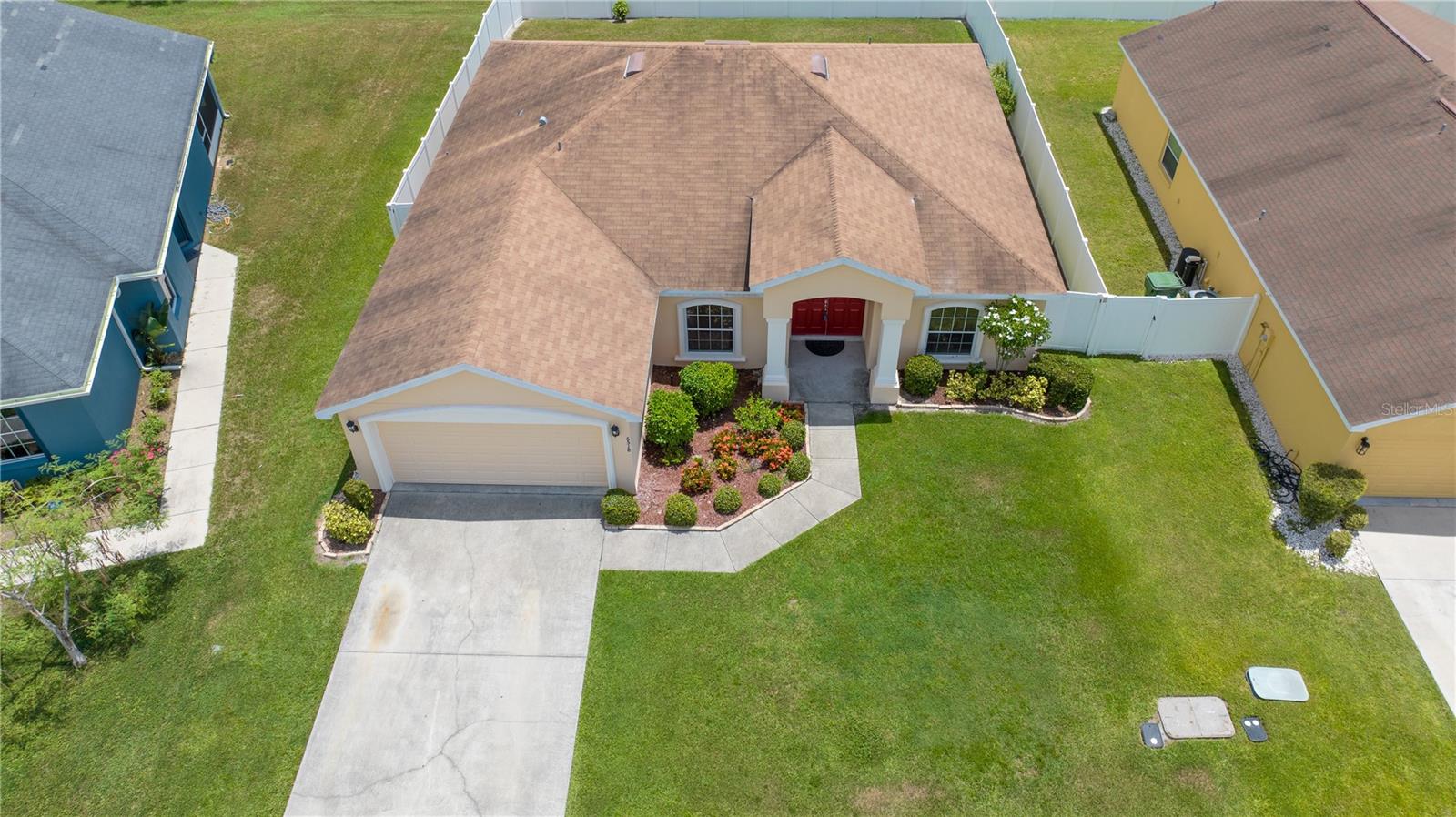 6518 Crescent Loop Property Photo 2