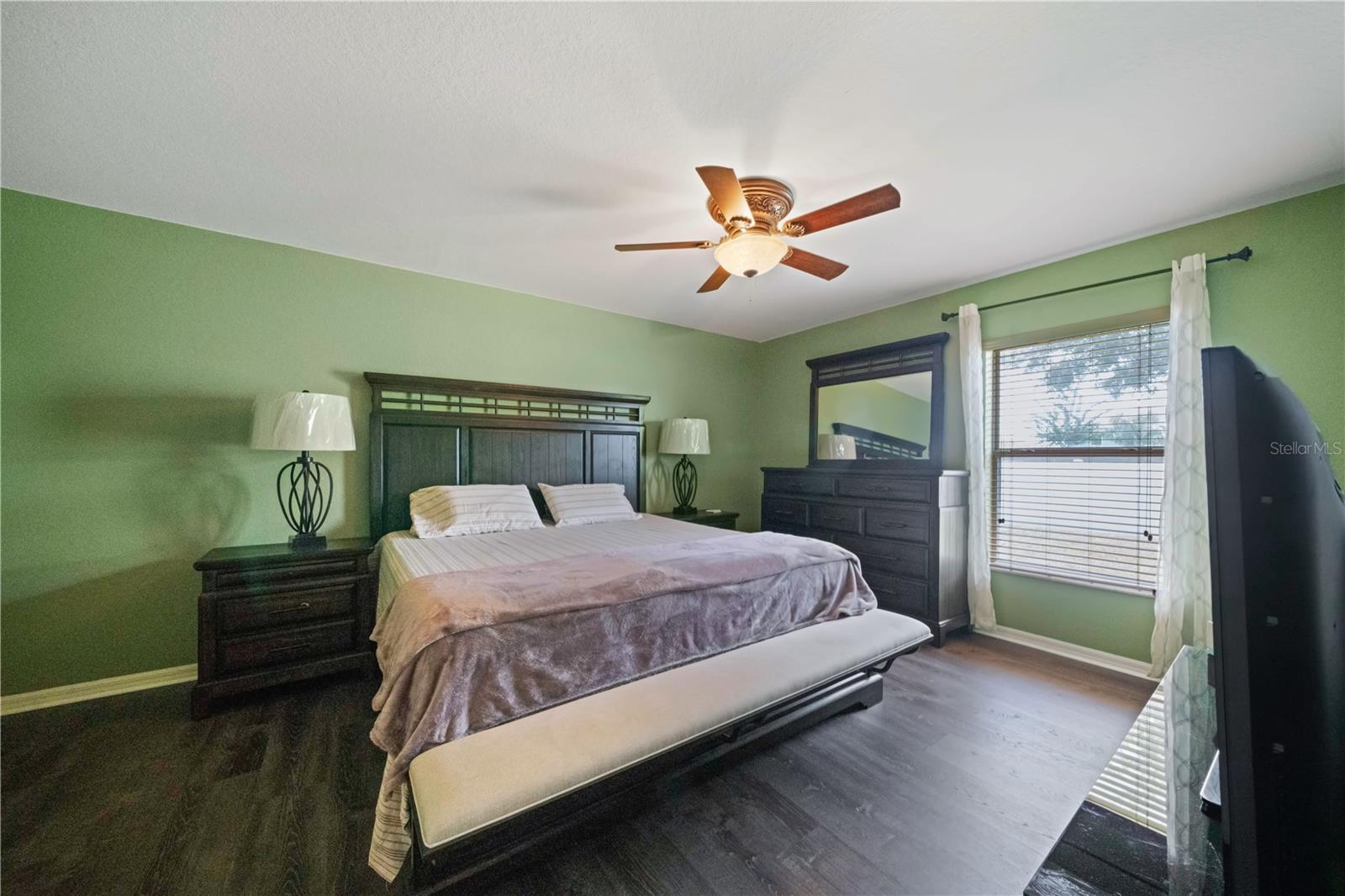 6518 Crescent Loop Property Photo 13
