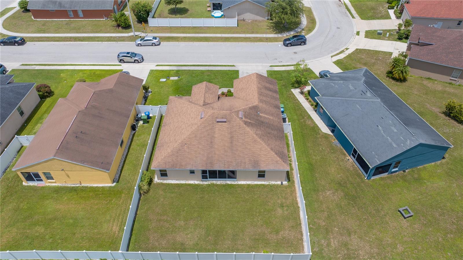 6518 Crescent Loop Property Photo 27