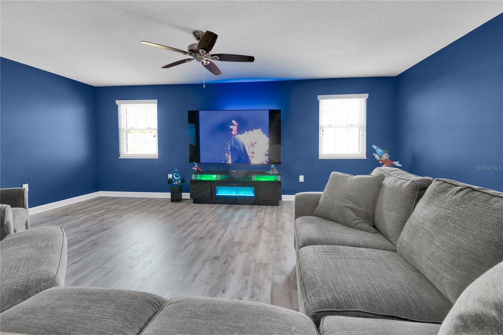 1301 Gleneagles Ln Property Photo 7
