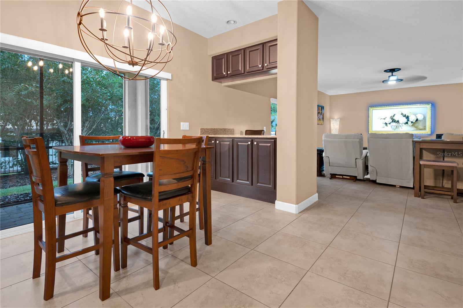 1301 Gleneagles Ln Property Photo 12