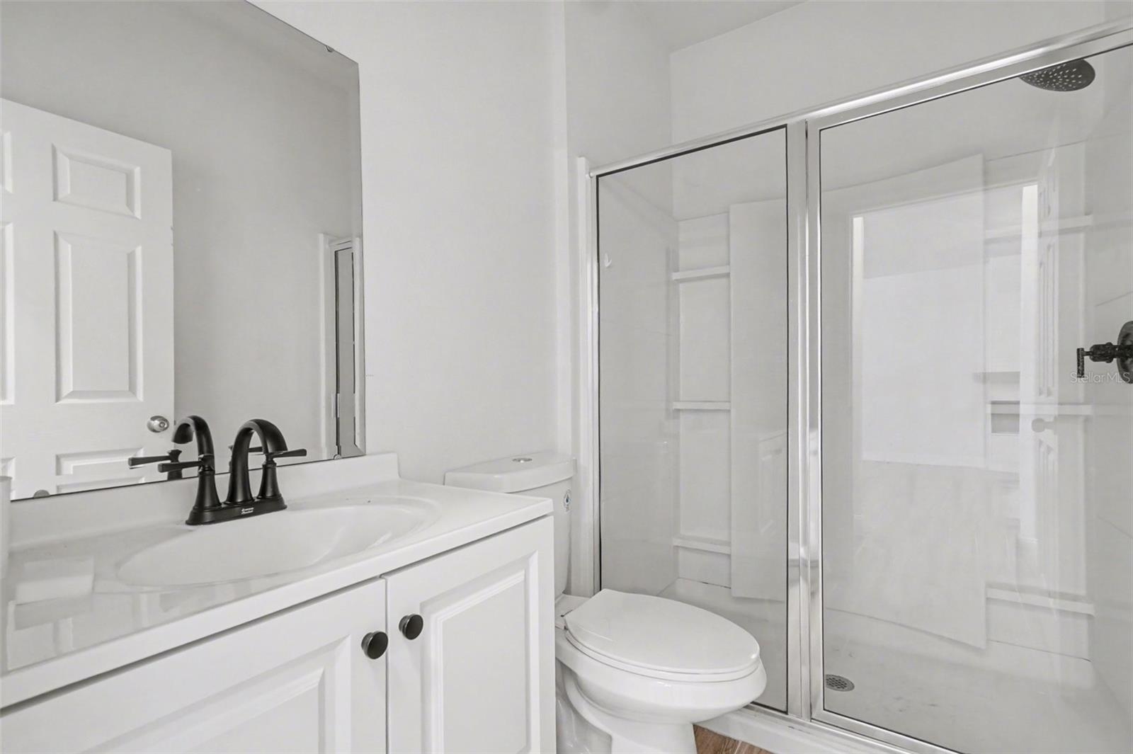 406 Capron Ash Loop Property Photo 7