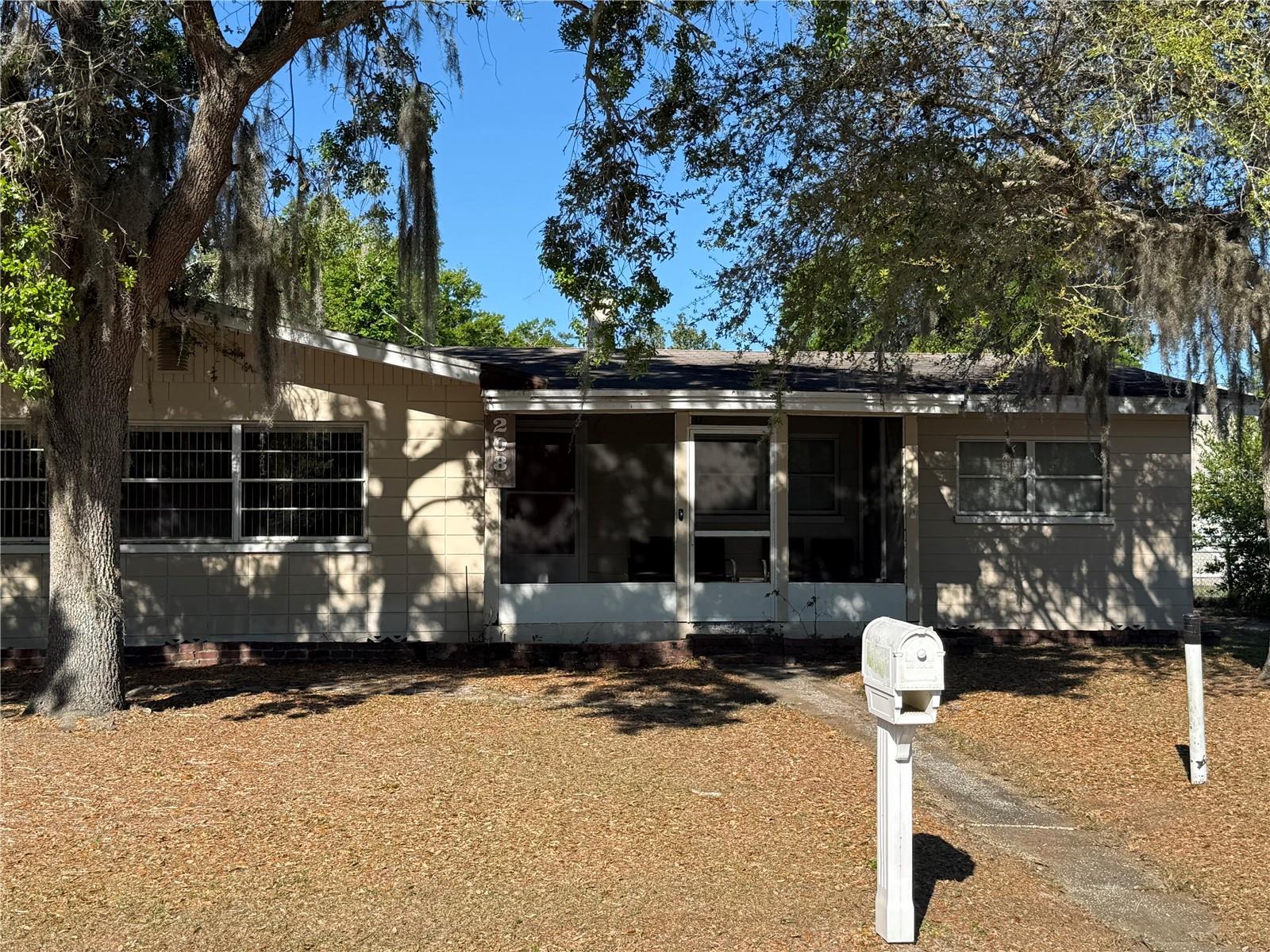 208 Lake Dale Dr Property Photo 1
