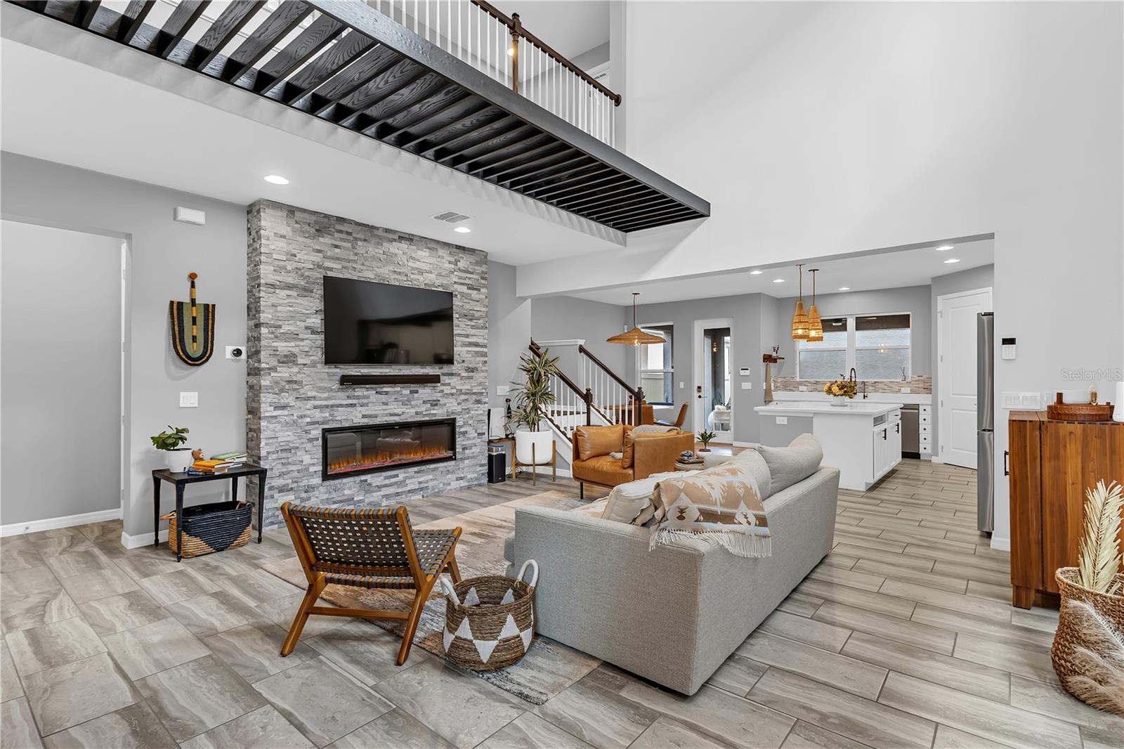 15061 Valverse Aly Property Photo 10