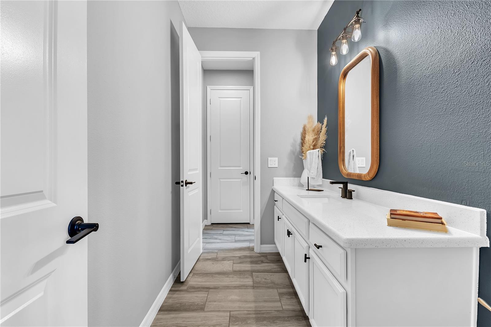 15061 Valverse Aly Property Photo 24
