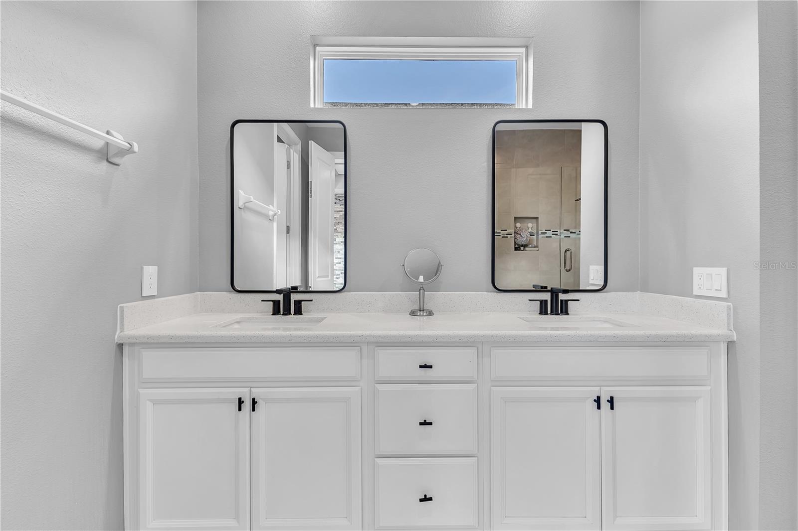15061 Valverse Aly Property Photo 33