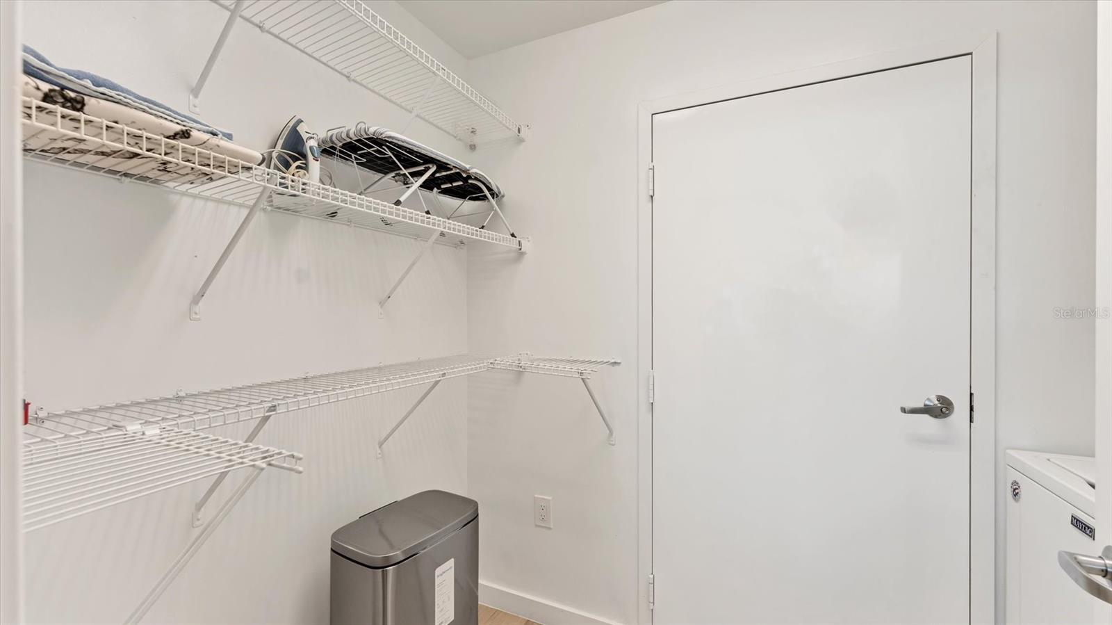 525 E Jackson St #506 Property Photo 24