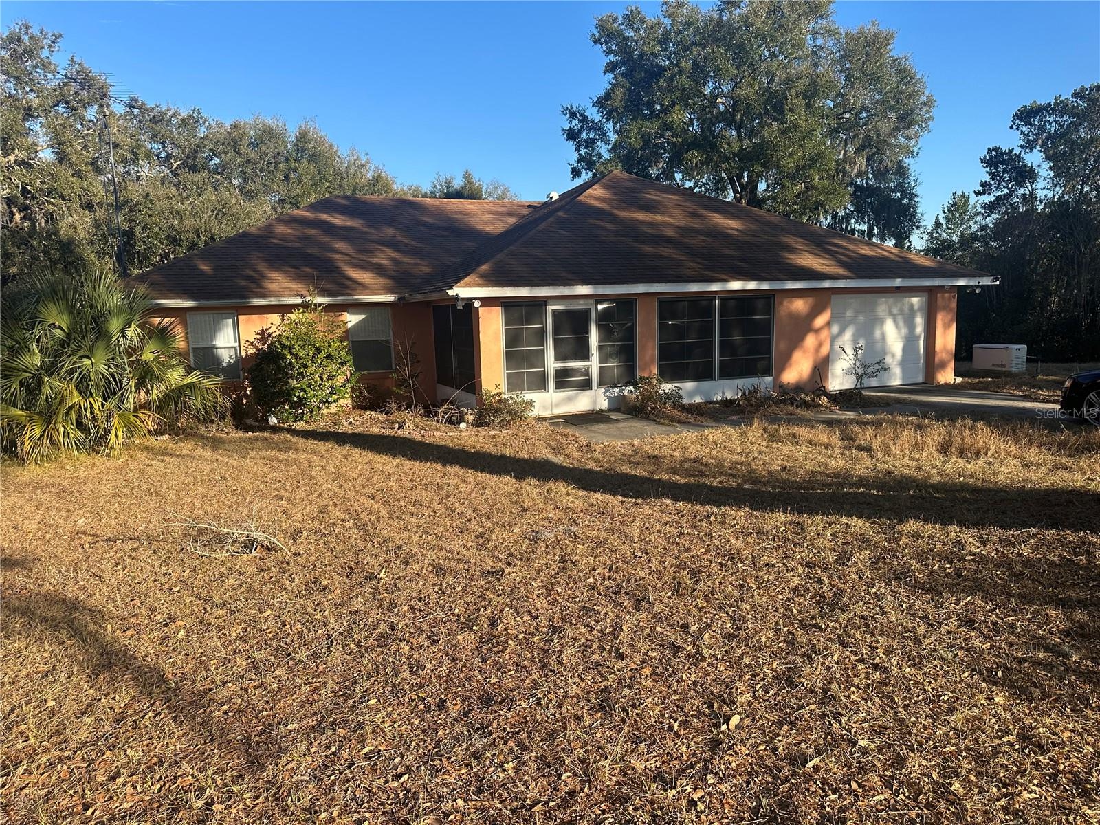 9945 County Road 235a Property Photo 1