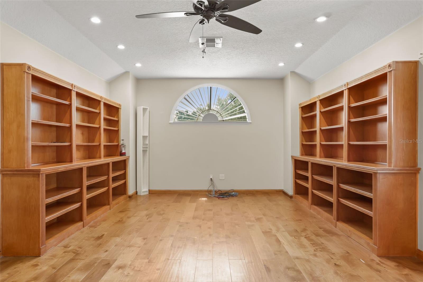 3712 Clydebank Ct Property Photo 28