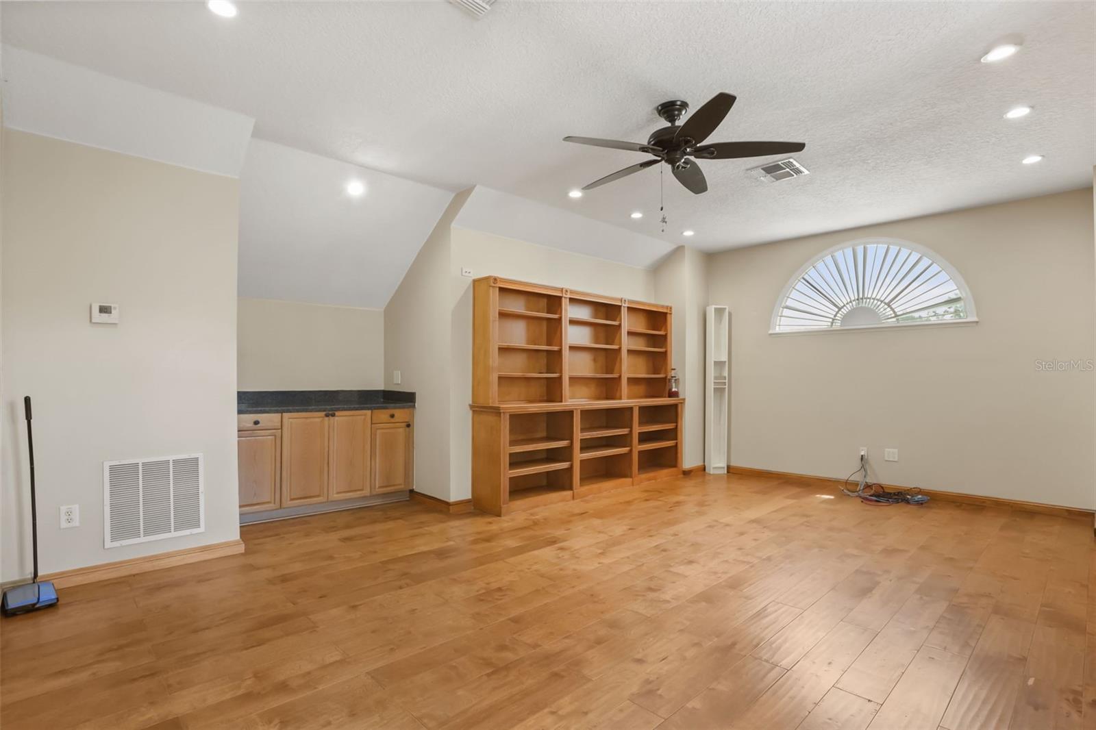 3712 Clydebank Ct Property Photo 29