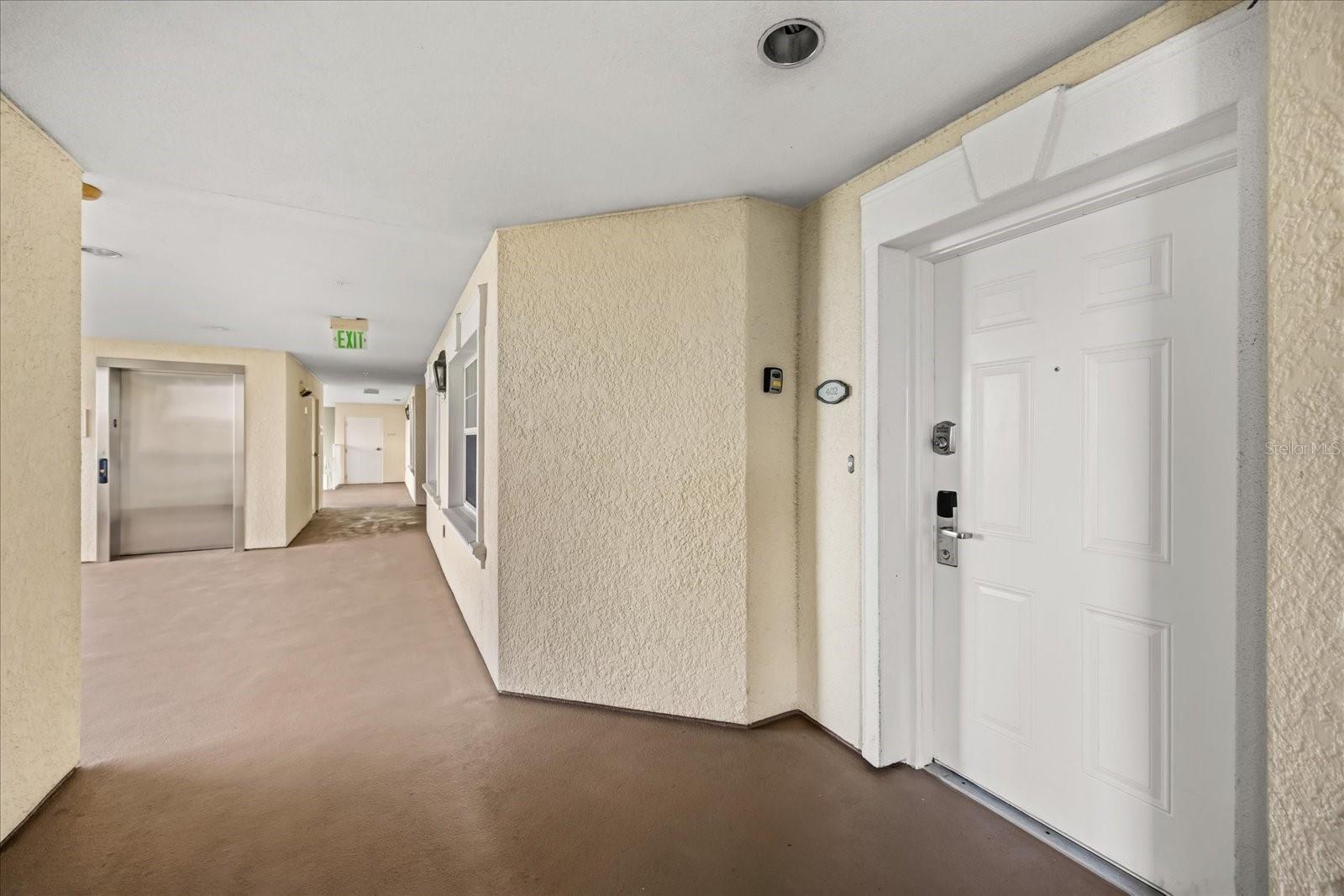 1114 Sunset View Cir #402 Property Photo 15