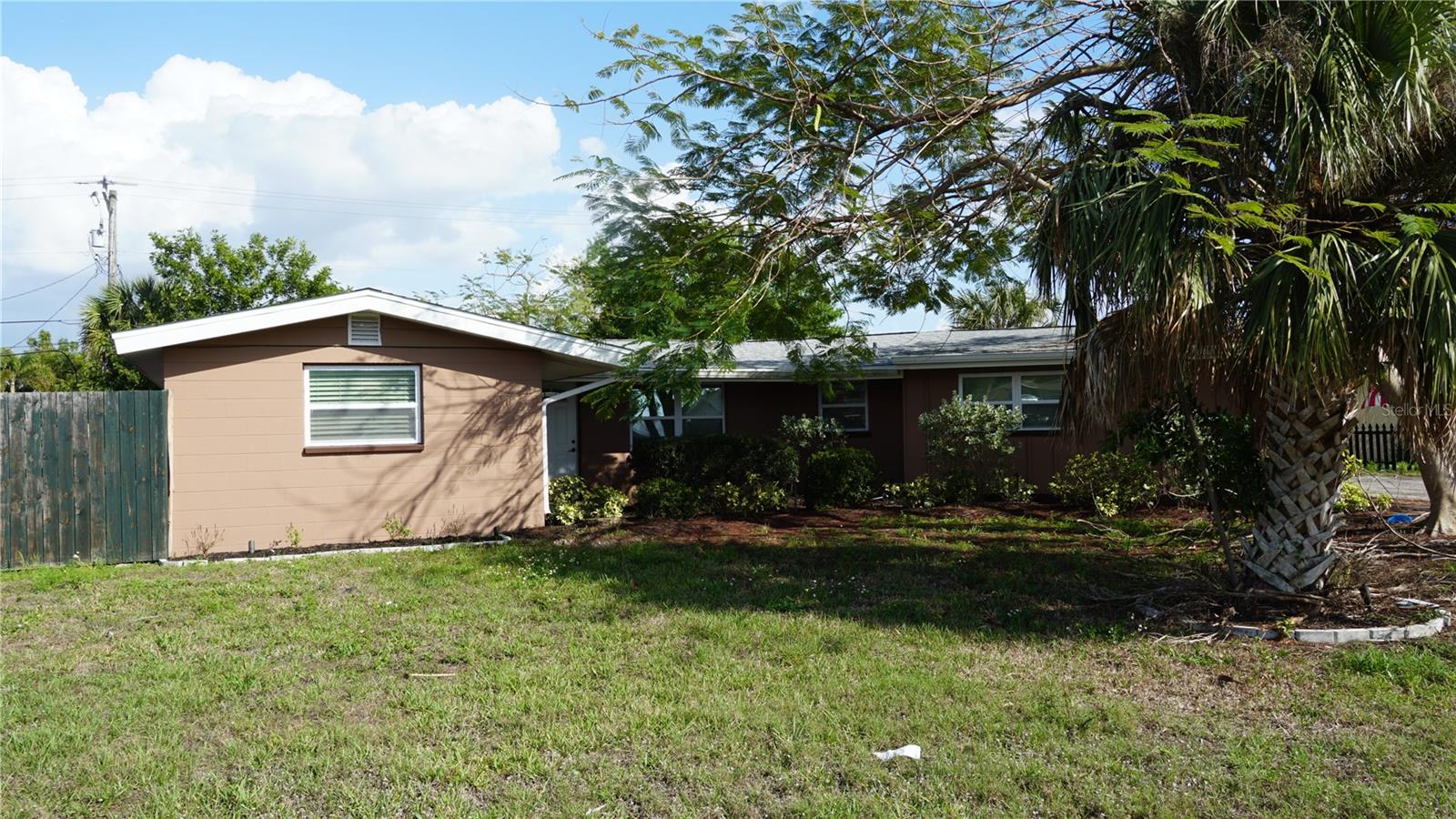 3596 Harbor Blvd Property Photo 1