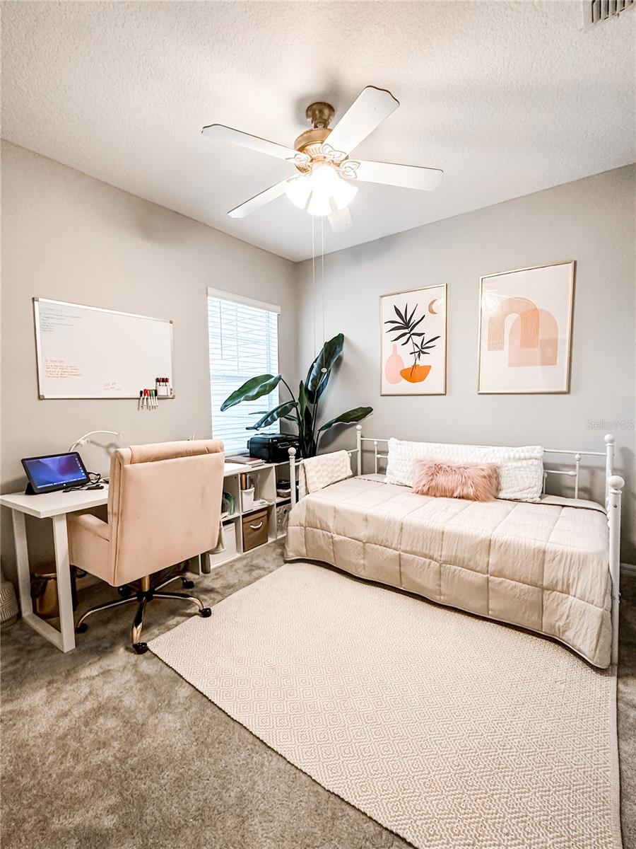 O6385429 Property Photo 12