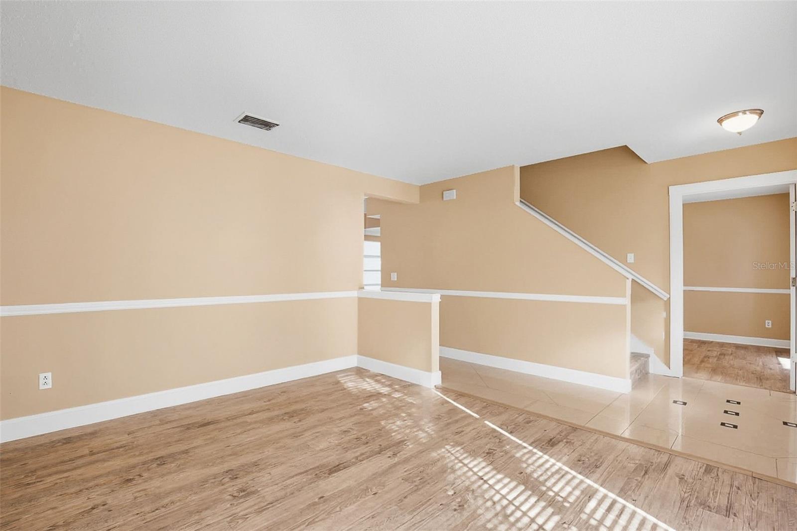 15908 Bridgewater Ln Property Photo 9