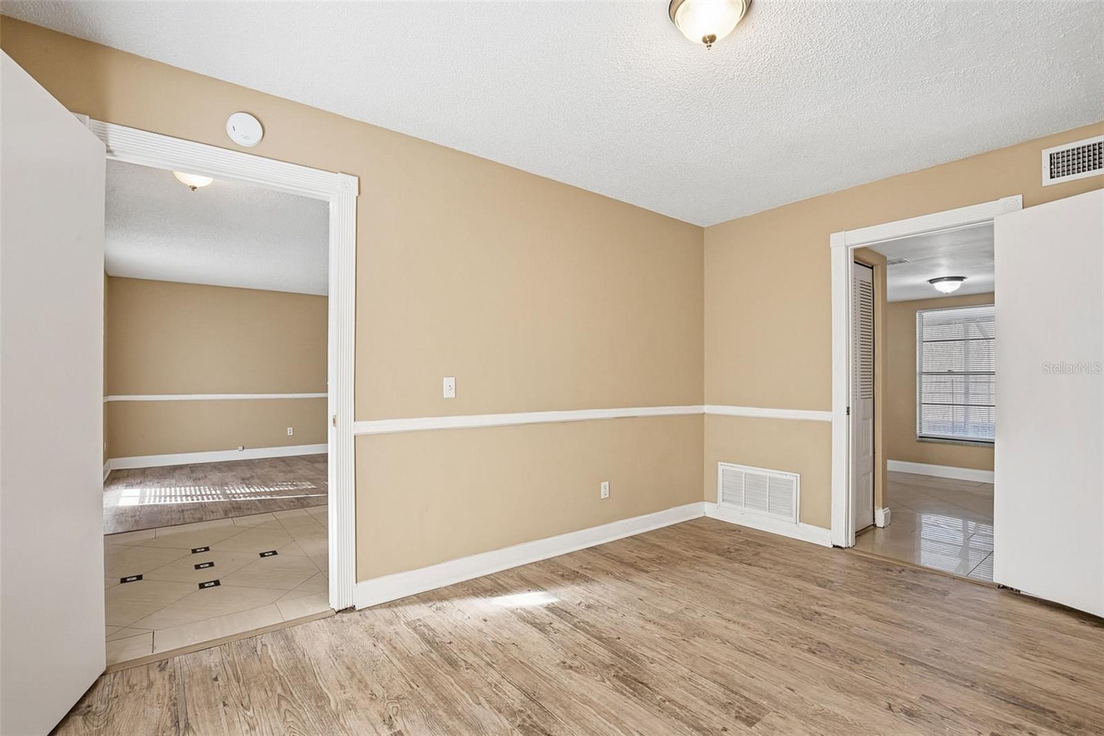 15908 Bridgewater Ln Property Photo 24