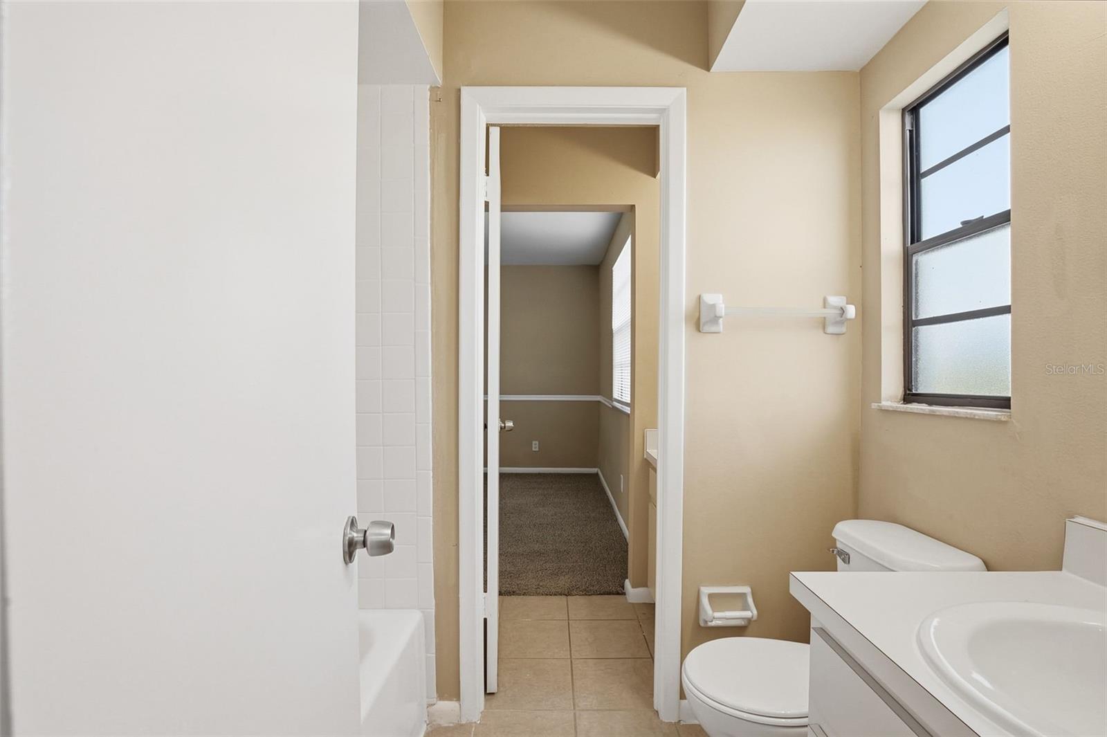 15908 Bridgewater Ln Property Photo 37