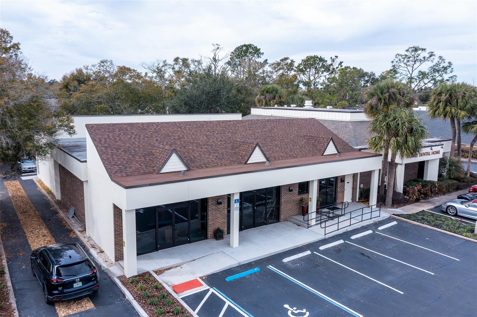 945 State Road 436 #b And C Property Photo 4