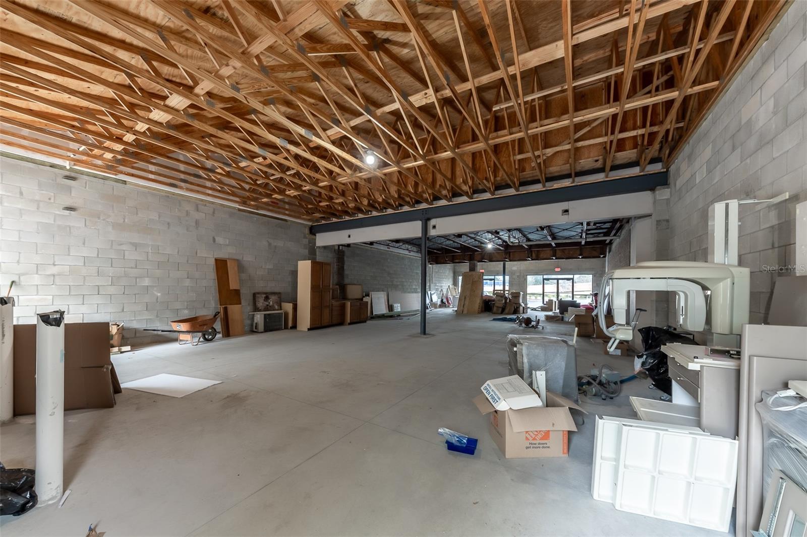 945 State Road 436 #b And C Property Photo 8