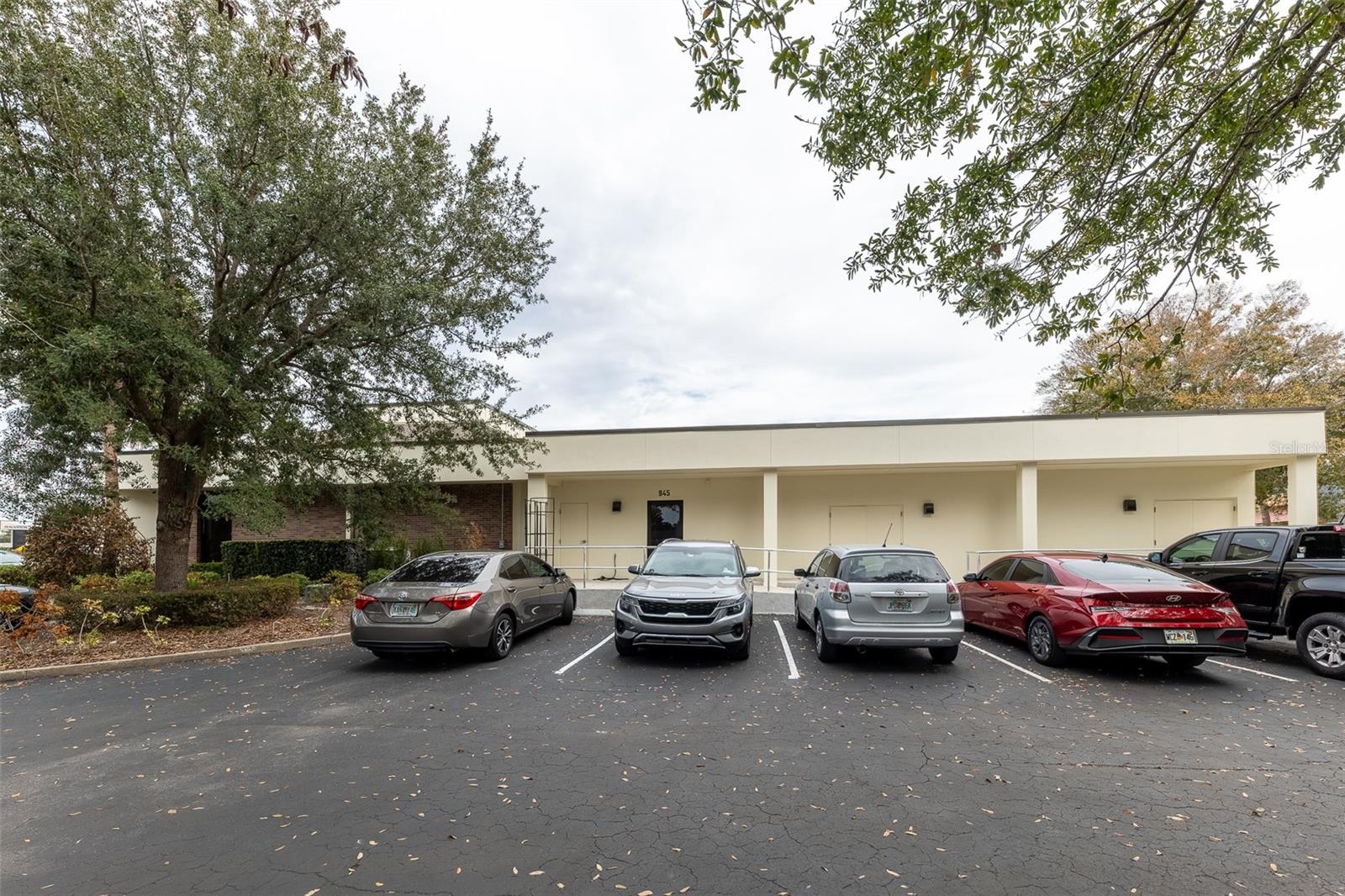 945 State Road 436 #b And C Property Photo 13