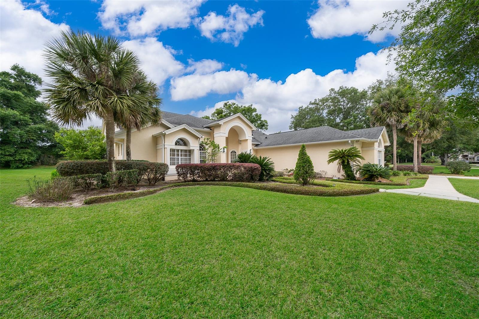 1709 IVERNESS CT